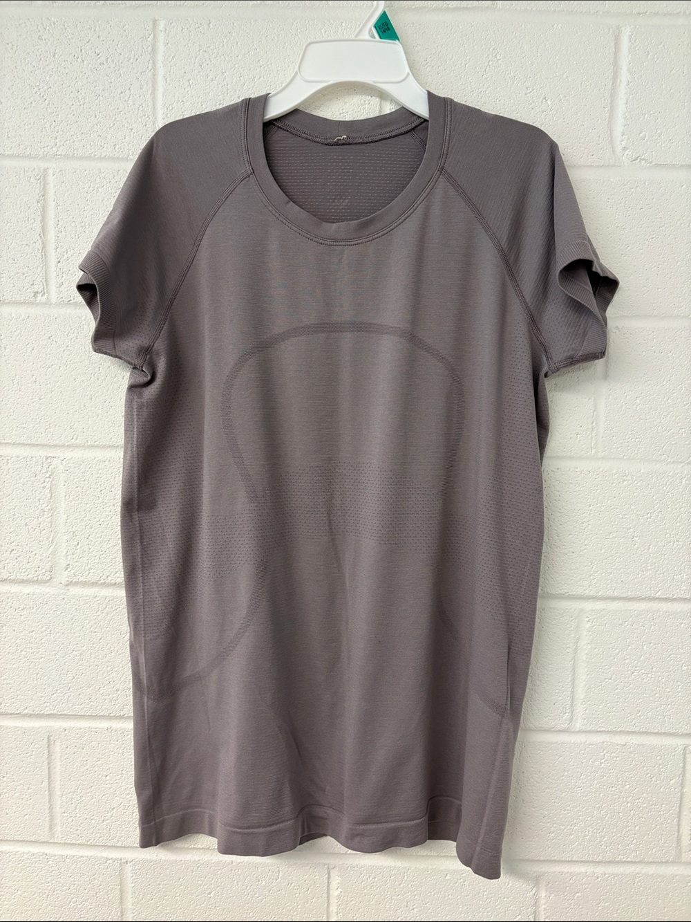 lululemon athletica Swiftly Hip Length Short Sleeve Active Tee in dusty mauve